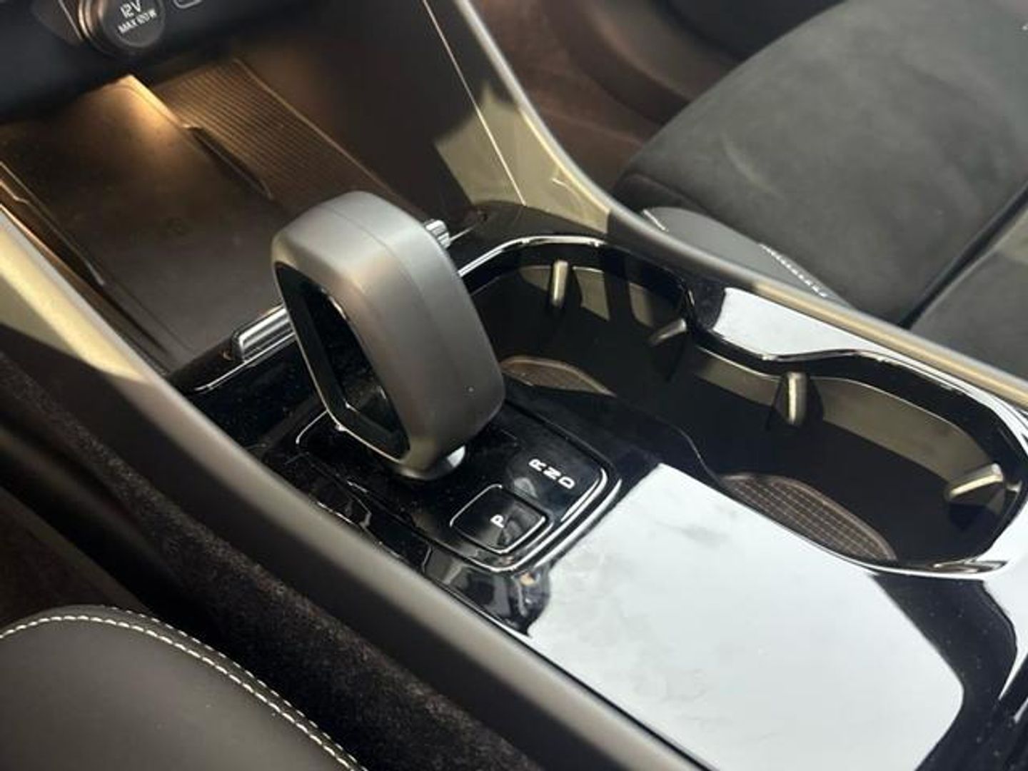 Volvo XC40 Recharge Plus Auto 170 kW (231 CV)