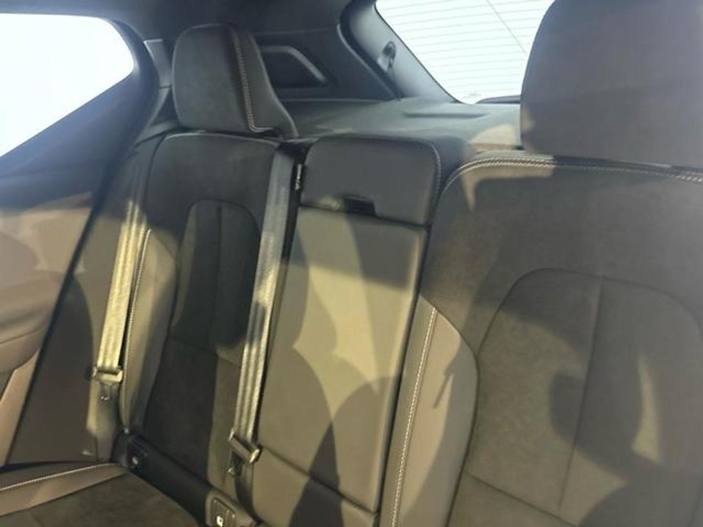 Volvo XC40 Recharge Plus Auto 170 kW (231 CV)