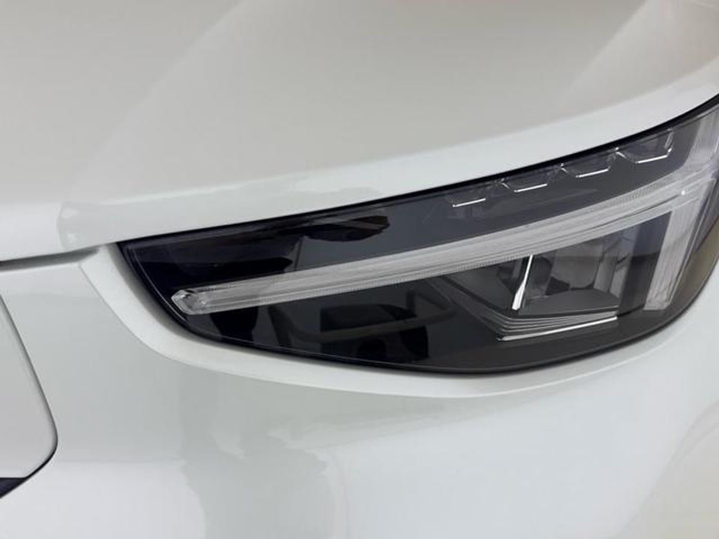Volvo XC40 Recharge Plus Auto 170 kW (231 CV)