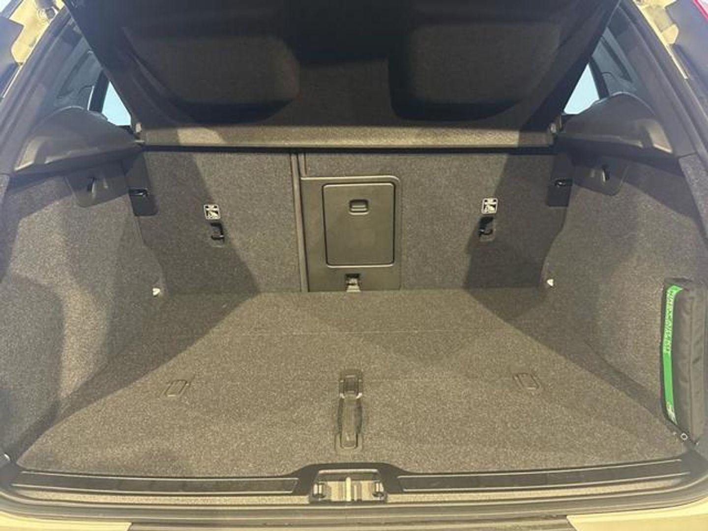 Volvo XC40 Recharge Plus Auto 170 kW (231 CV)