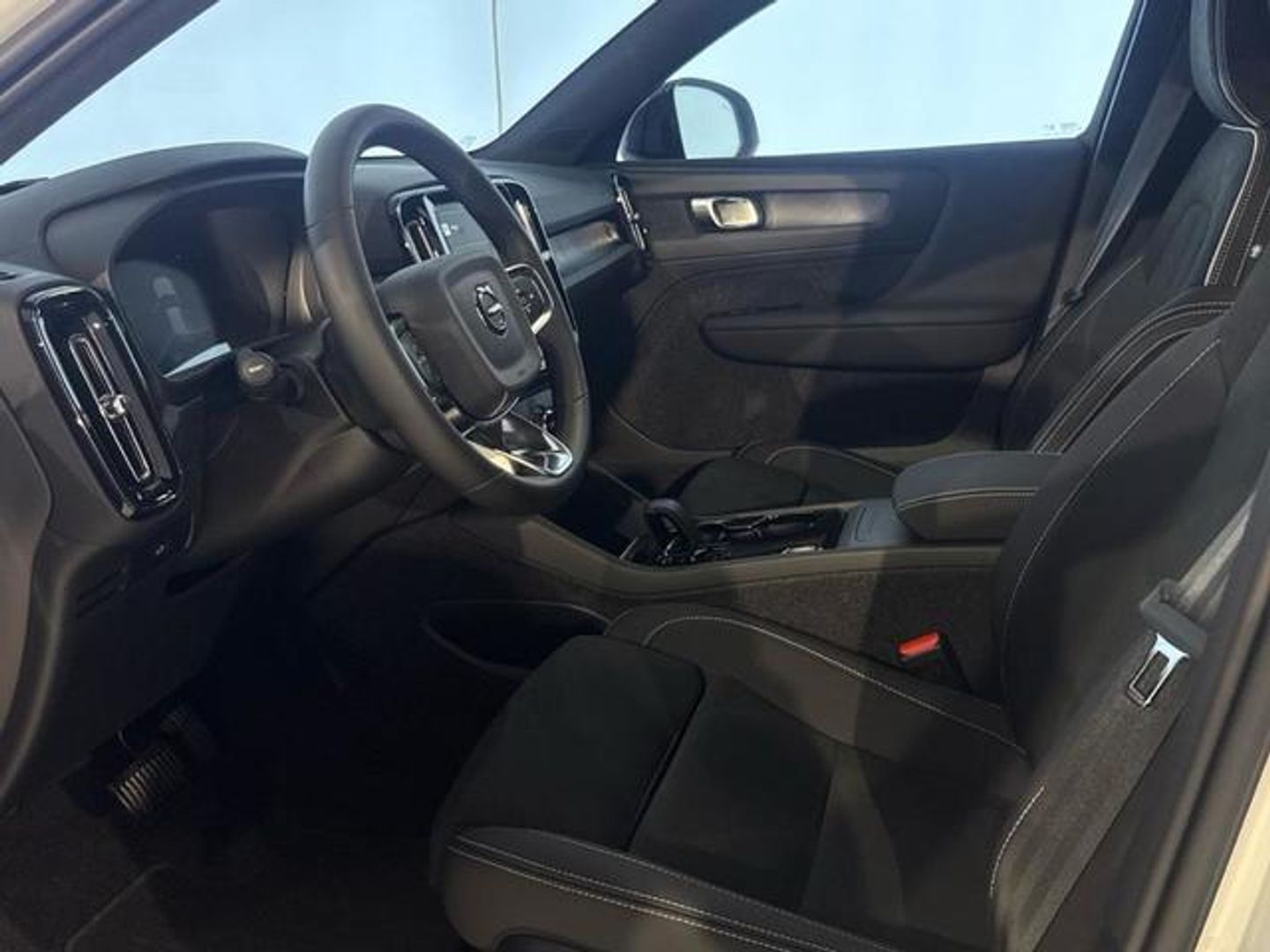 Volvo XC40 Recharge Plus Auto 170 kW (231 CV)