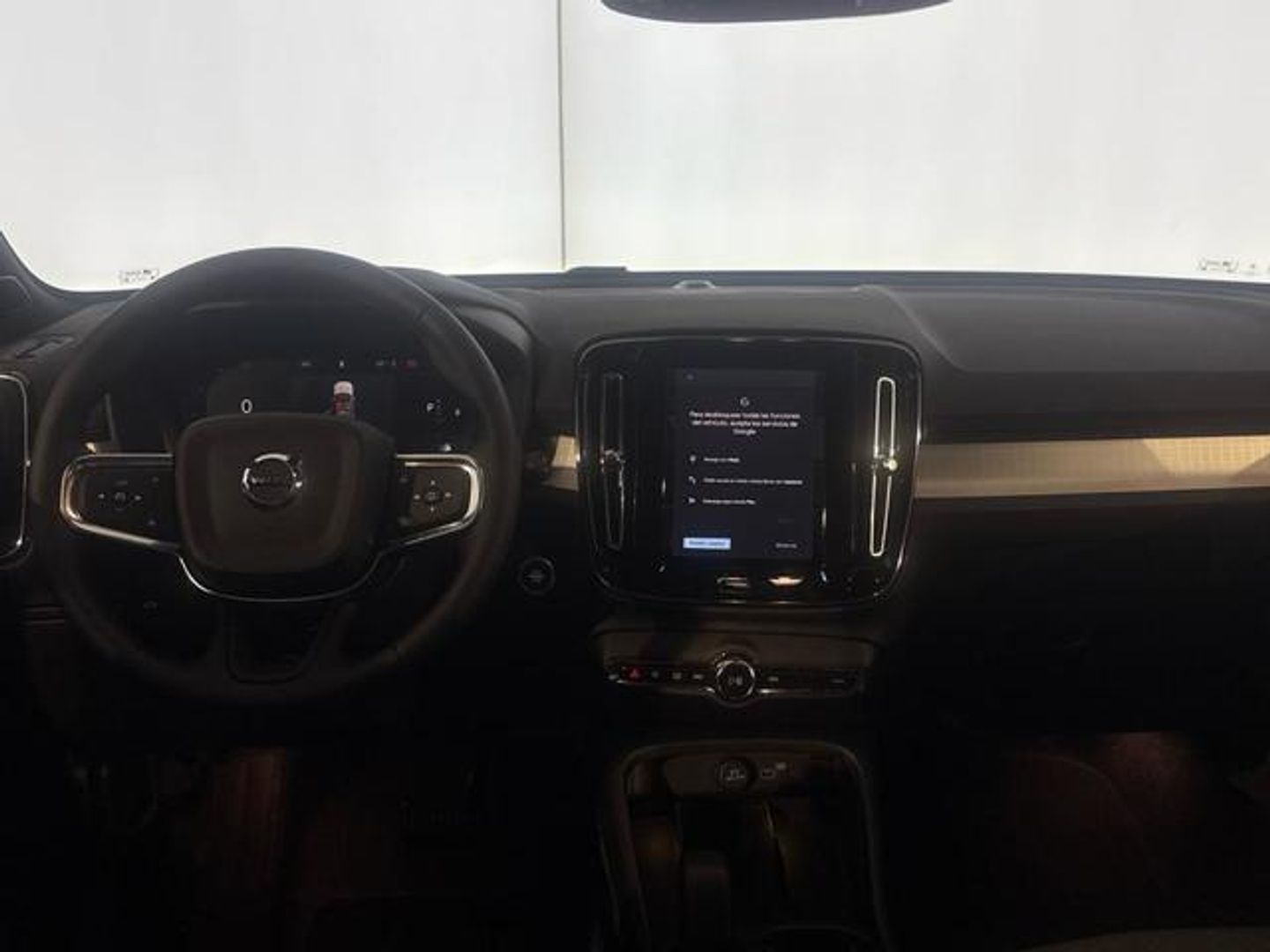 Volvo XC40 B3 G Core Auto 120 kW (163 CV)
