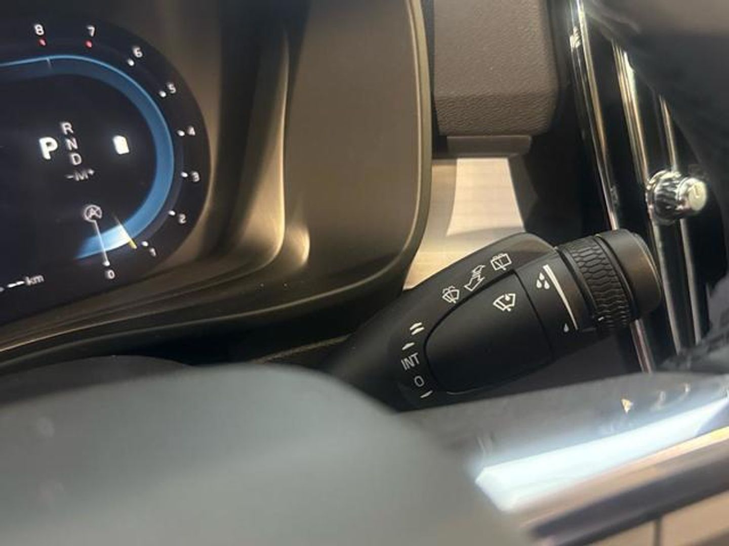 Volvo XC40 B3 G Core Auto 120 kW (163 CV)