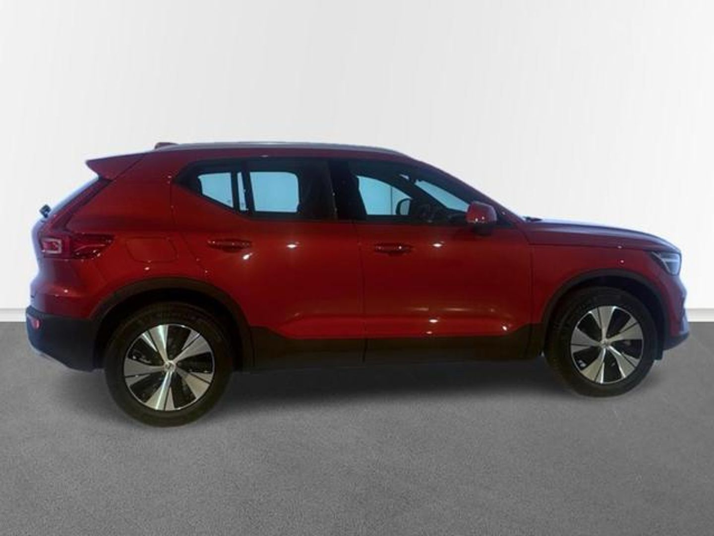 Volvo XC40 B3 G Core Auto 120 kW (163 CV)