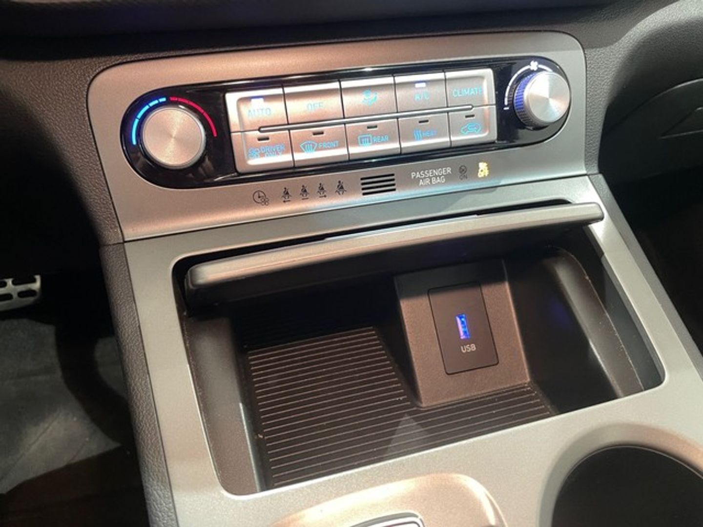 Hyundai Kona EV Maxx 100 kW (136 CV)