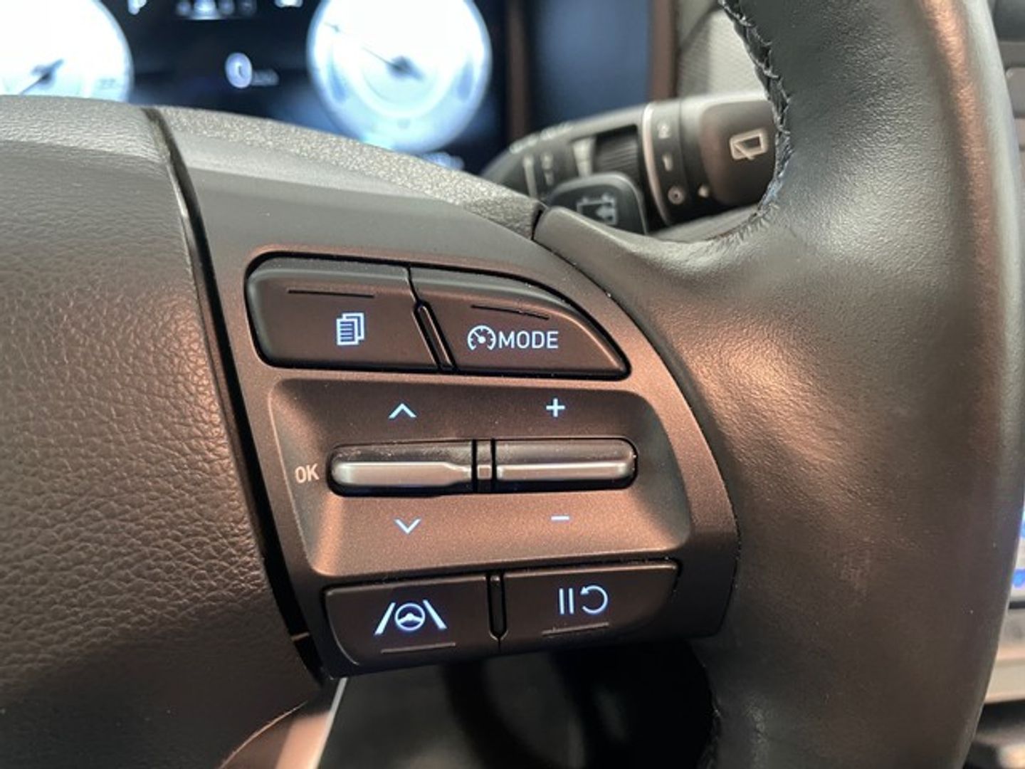 Hyundai Kona EV Maxx 100 kW (136 CV)