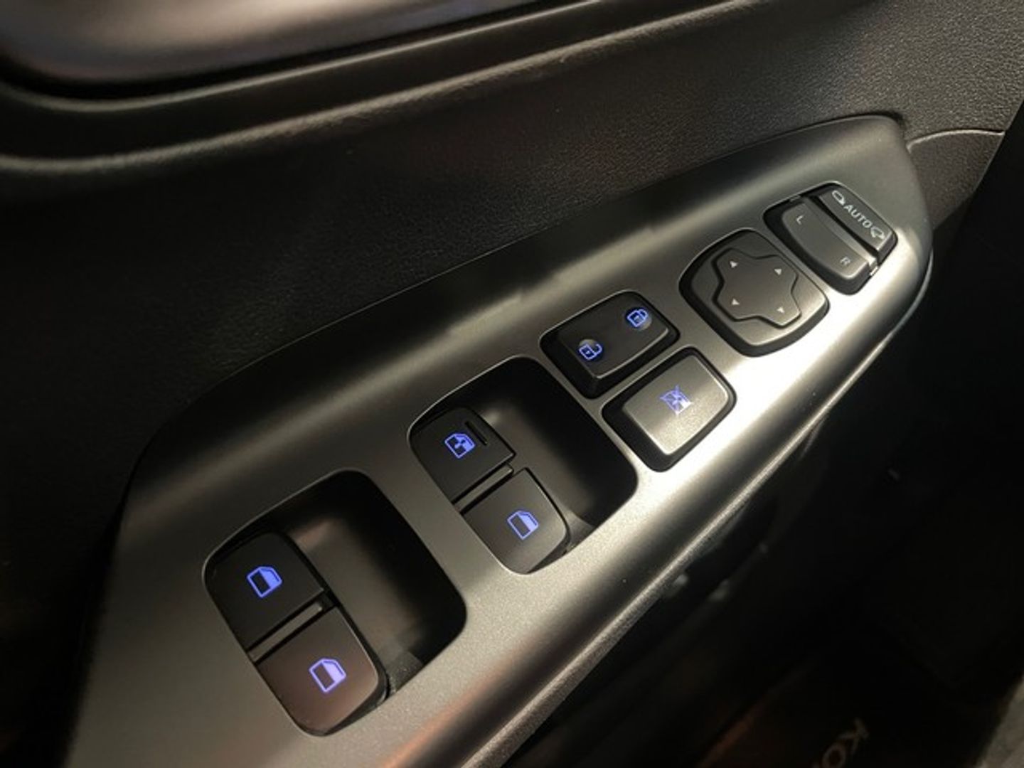 Hyundai Kona EV Maxx 100 kW (136 CV)