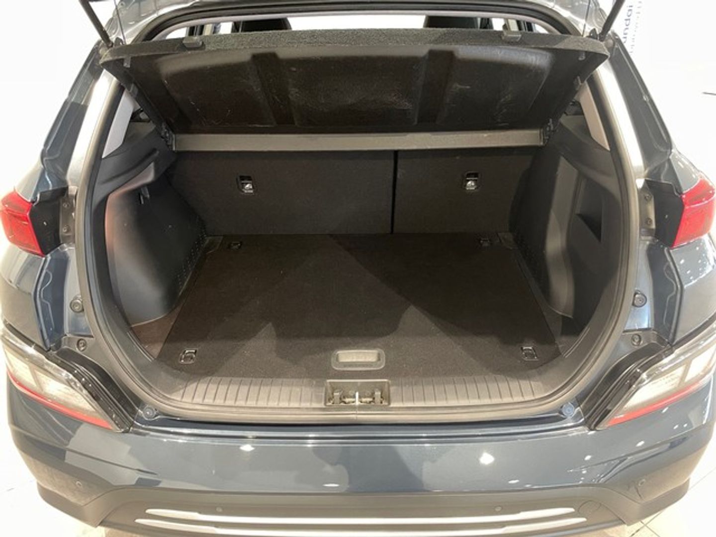 Hyundai Kona EV Maxx 100 kW (136 CV)