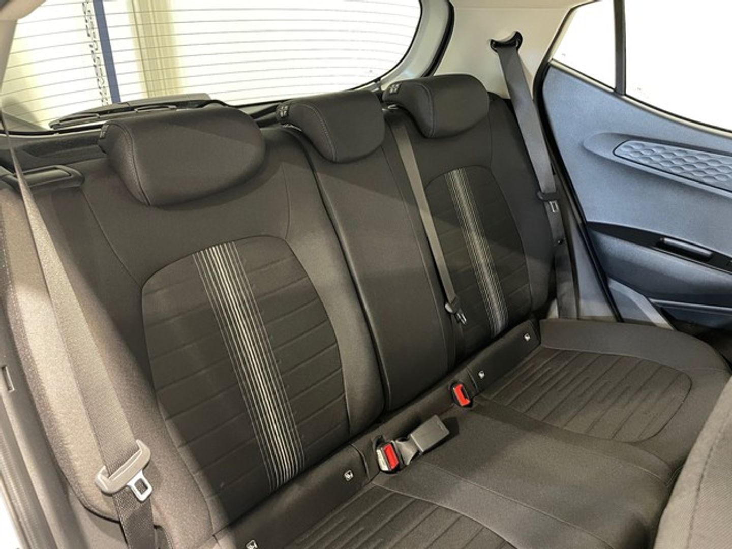 Hyundai i10 1.0 Klass 47 kW (63 CV) Gris Utilitarian