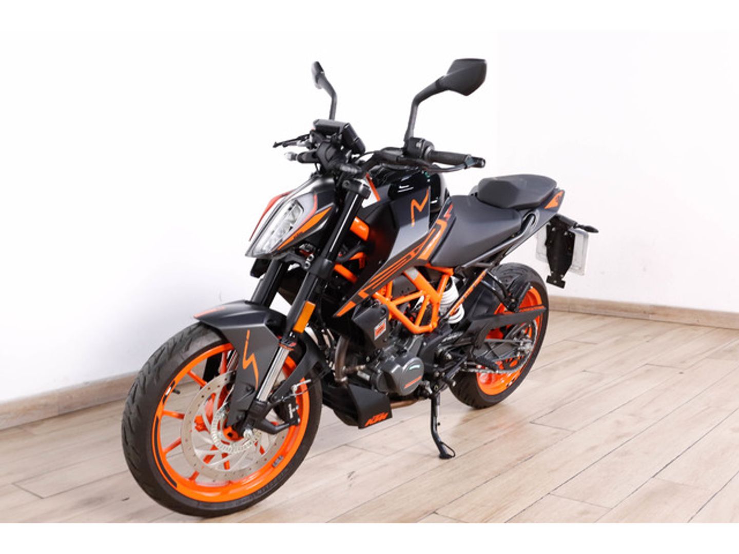 KTM Duke 125