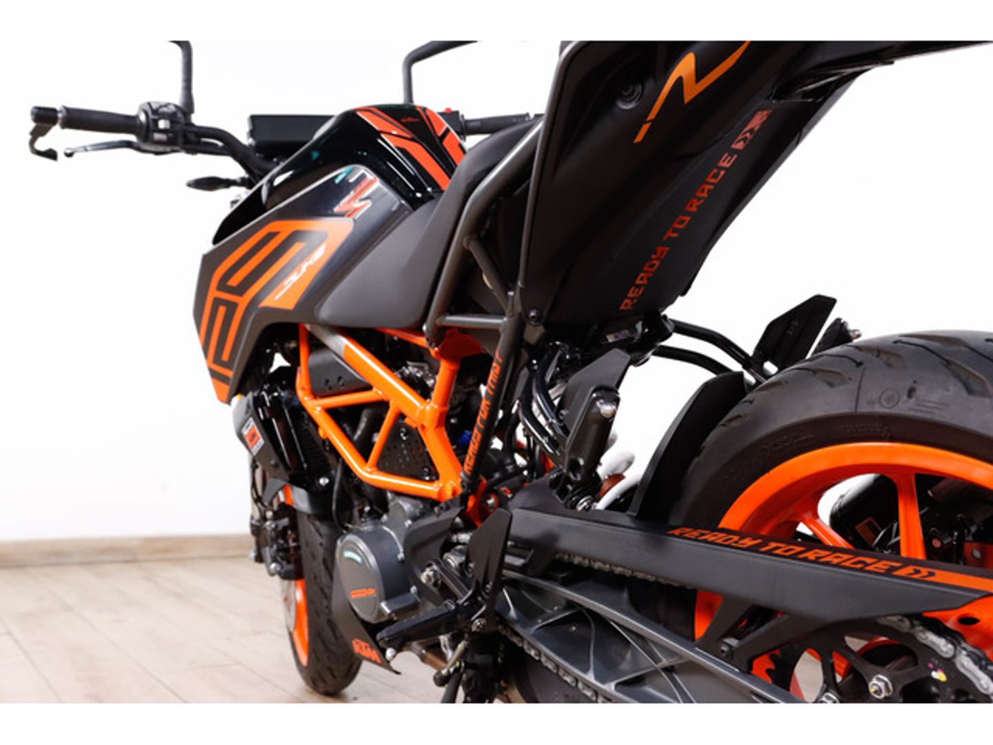 KTM Duke 125