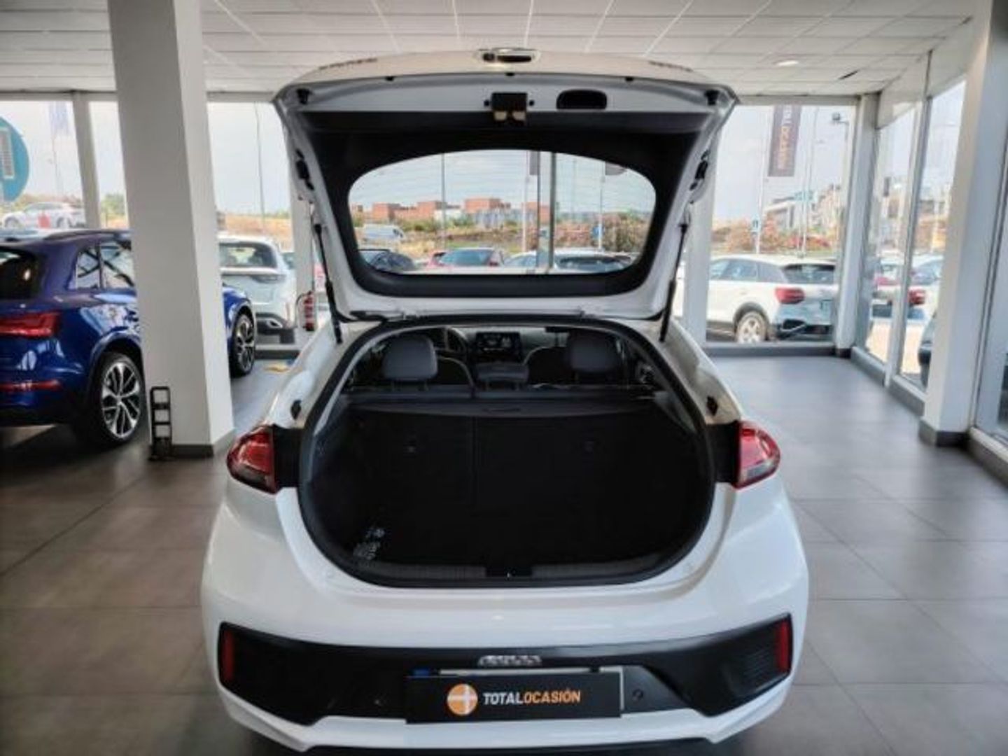 Hyundai Ioniq 1.6 GDI HEV Klass DCT 104 kW (141 CV)