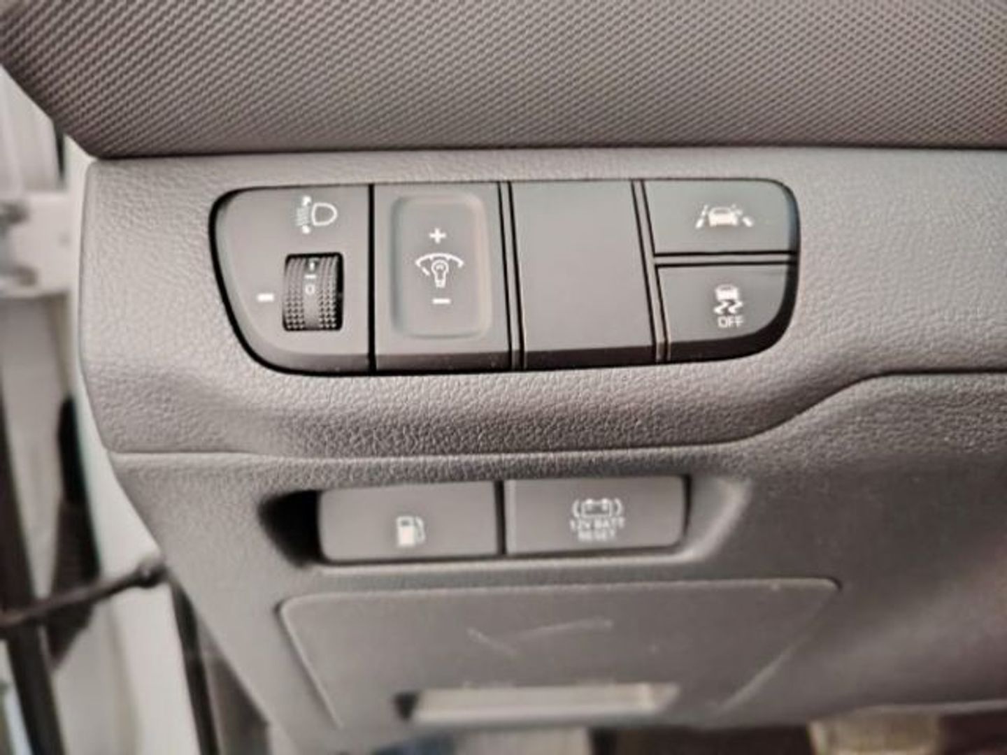 Hyundai Ioniq 1.6 GDI HEV Klass DCT 104 kW (141 CV)