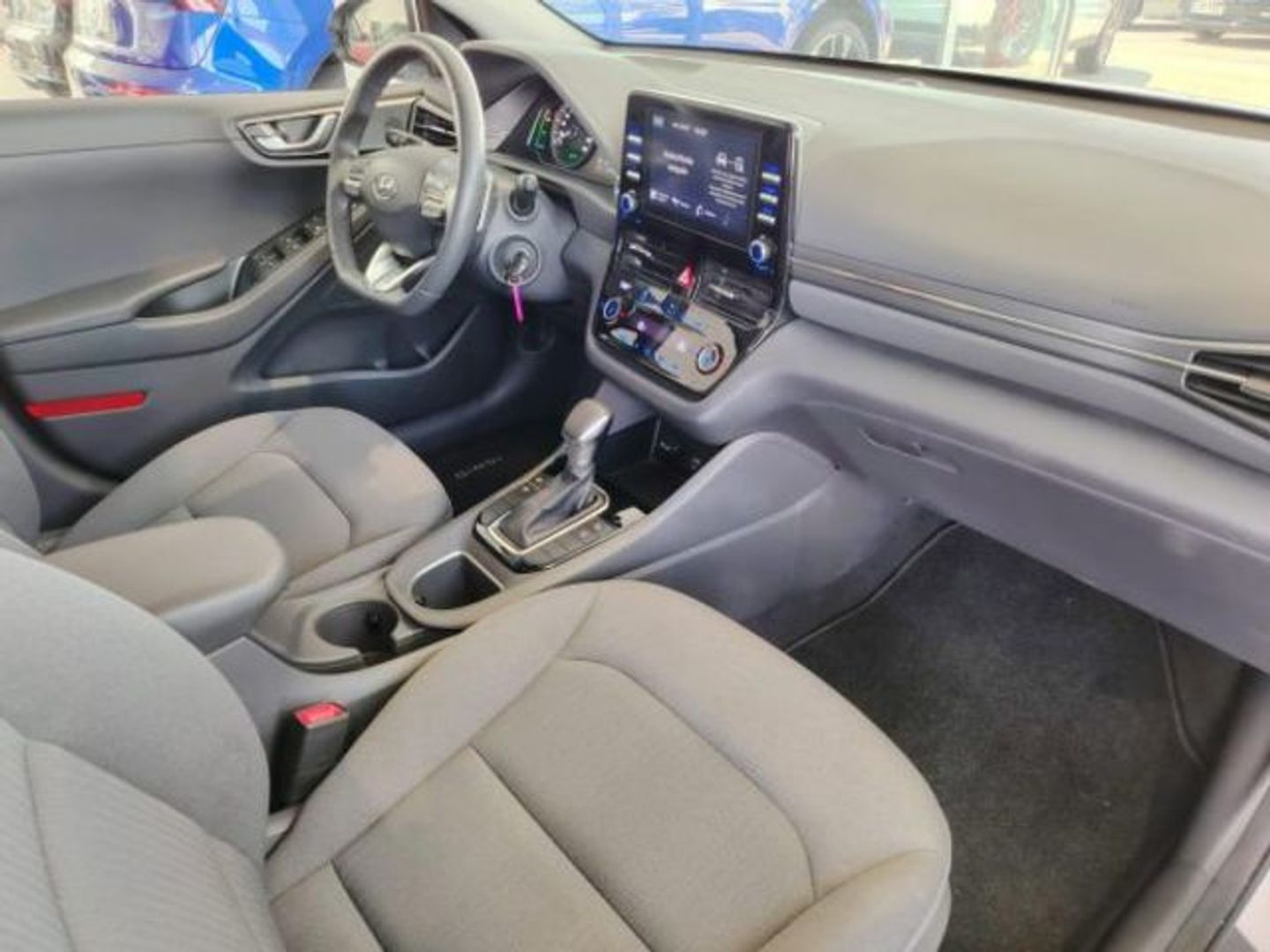 Hyundai Ioniq 1.6 GDI HEV Klass DCT 104 kW (141 CV)