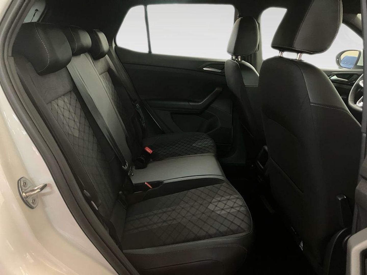 Volkswagen T-Cross R-Line 1.0 TSI 85 kW (116 CV) DSG