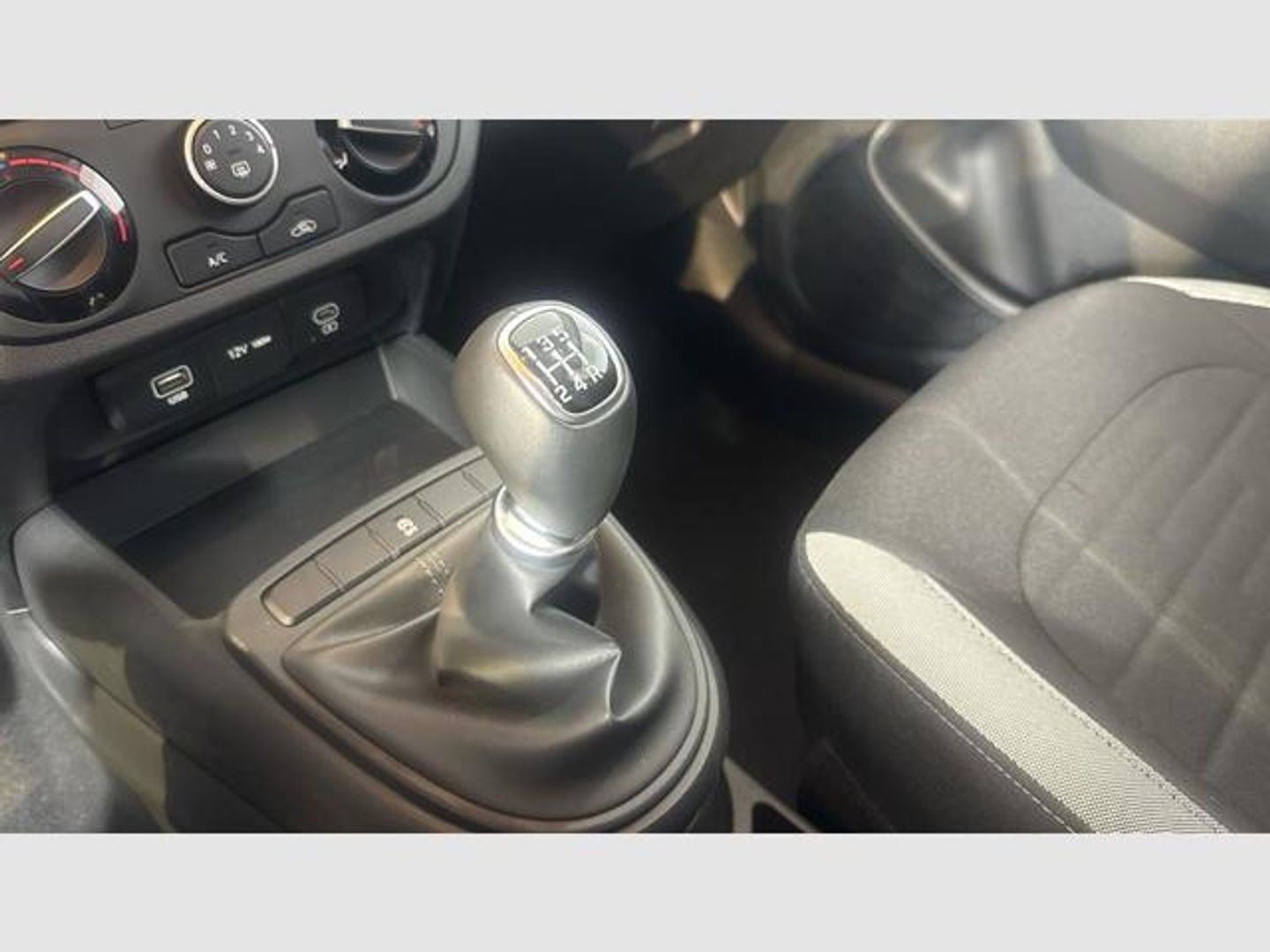 Hyundai i10 1.0 Klass 47 kW (63 CV)