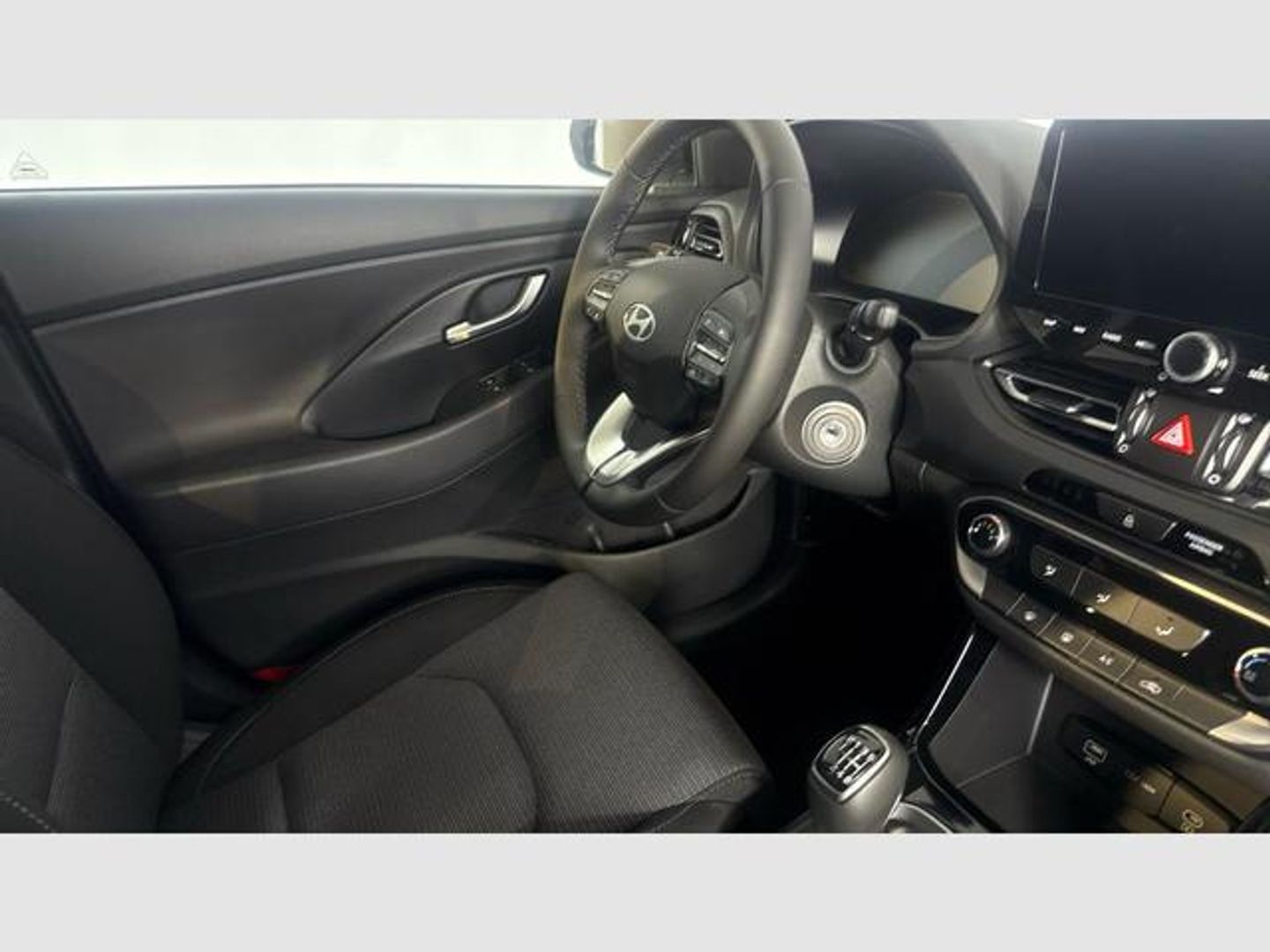 Hyundai i30 1.0 TGDI 48V Klass 74 kW (100 CV)