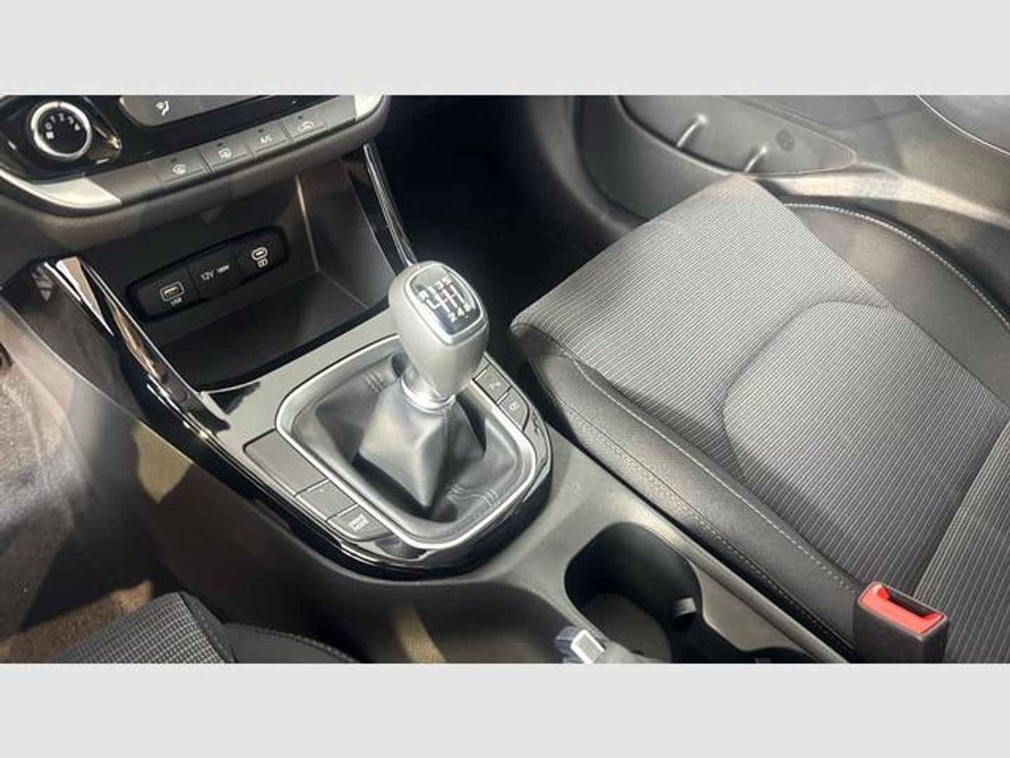 Hyundai i30 1.0 TGDI 48V Klass 74 kW (100 CV)