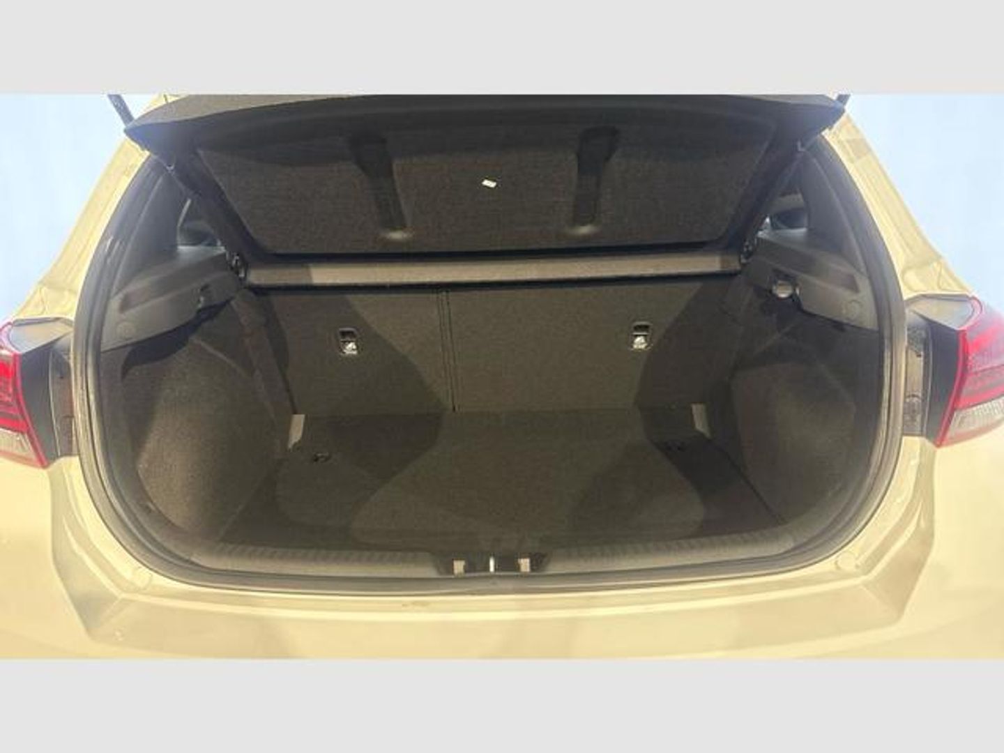 Hyundai i30 1.0 TGDI 48V Klass 74 kW (100 CV)