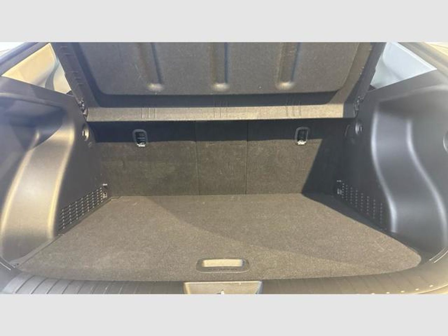 Hyundai Kona 1.6 GDI HEV Maxx DCT 104 kW (141 CV)