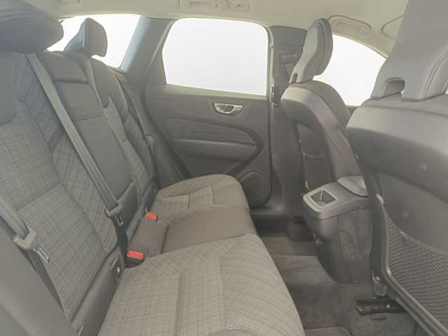 Volvo XC60 B4 D Core Auto 145 kW (197 CV)