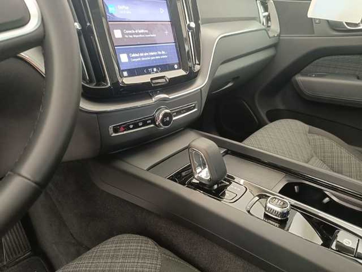 Volvo XC60 B4 D Core Auto 145 kW (197 CV)