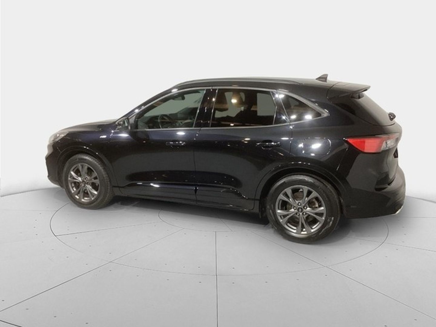 Ford Kuga 1.5 EcoBlue ST-Line 88 kW (120 CV)