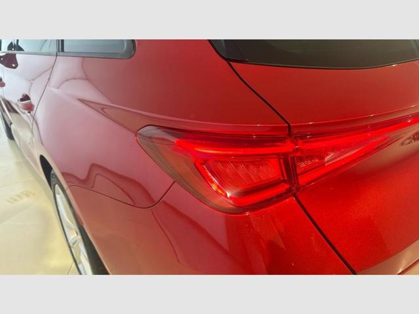 SEAT Leon ST 1.5 eTSI S&S FR Special Edition Vision DSG 110 kW (150 CV)