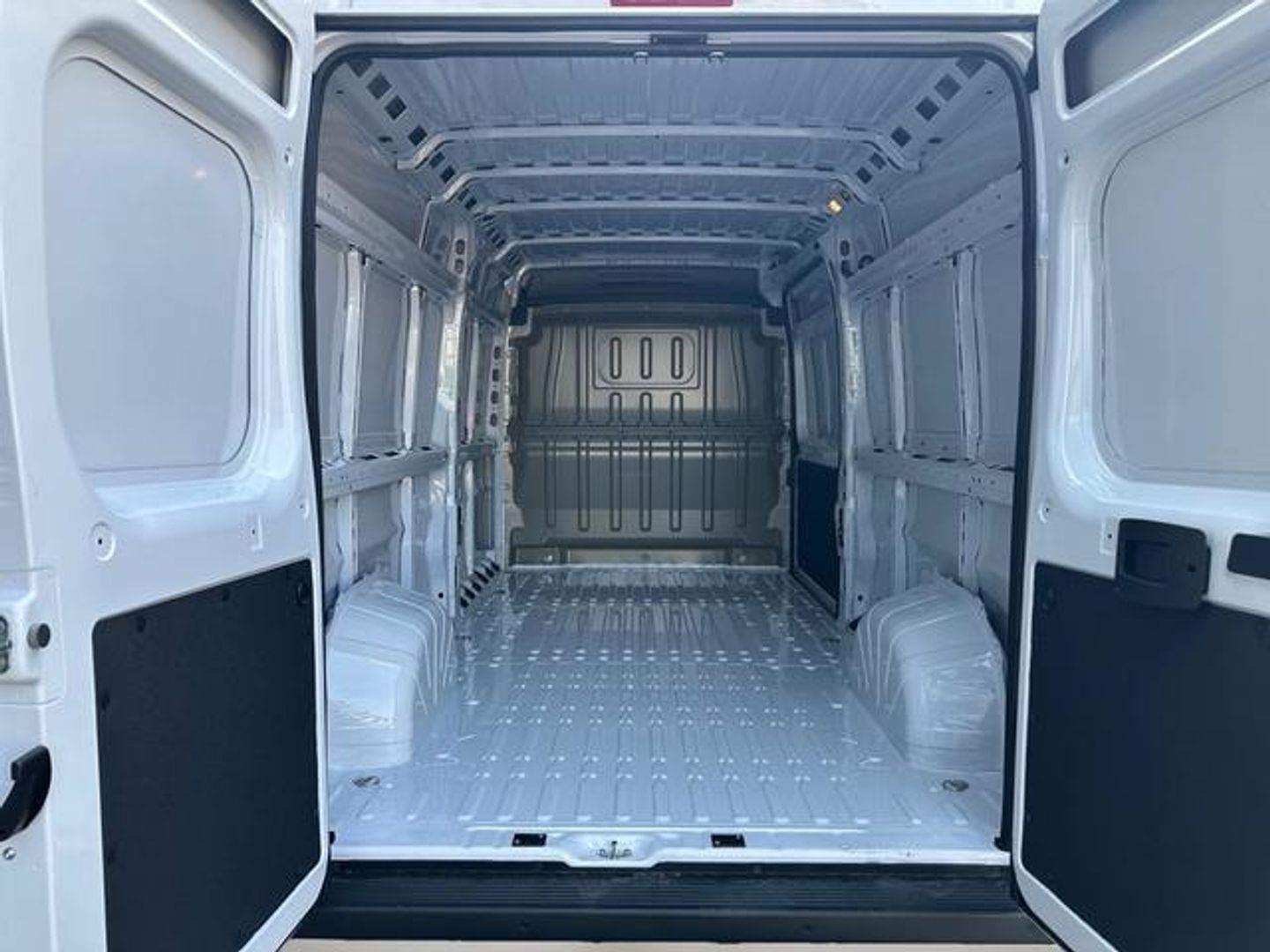 Opel Movano Furgon BlueHDi 140 3.5T L3 H2 103 kW (140 CV)