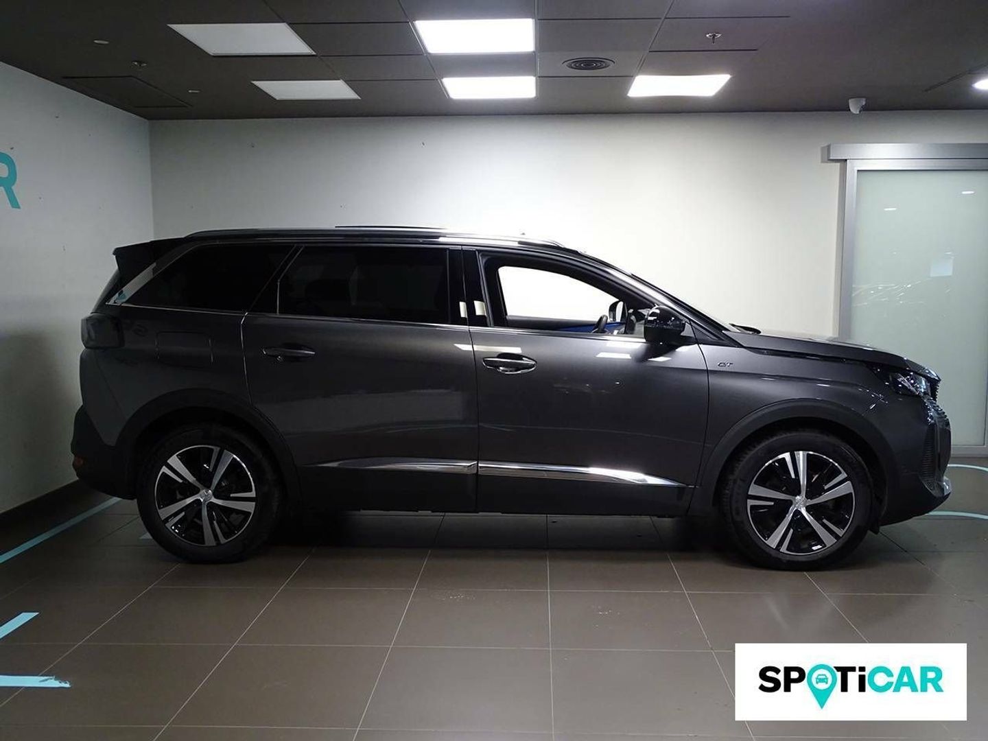 Peugeot 5008 Hybrid 1.2 GT eDCS6 100 kW (136 CV)