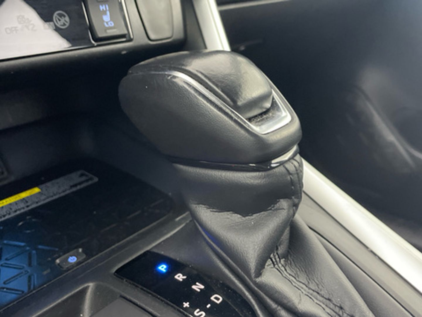 Toyota Rav4 2.5l hybrid Luxury 4WD 163 kW (222 CV)