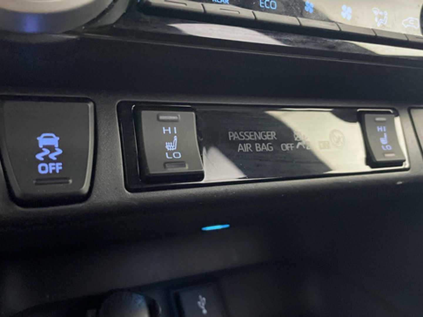 Toyota Rav4 2.5l hybrid Luxury 4WD 163 kW (222 CV)