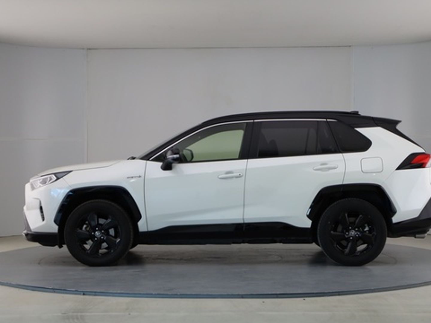 Toyota Rav4 2.5l hybrid Luxury 4WD 163 kW (222 CV)