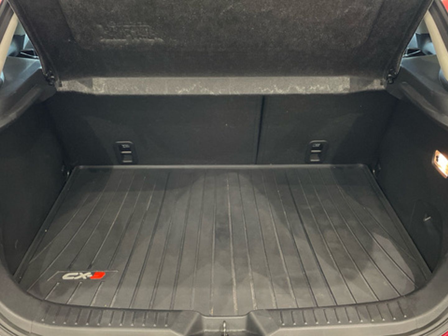 Mazda CX-3 2.0 G Zenith 2WD 89 kW (121 CV)