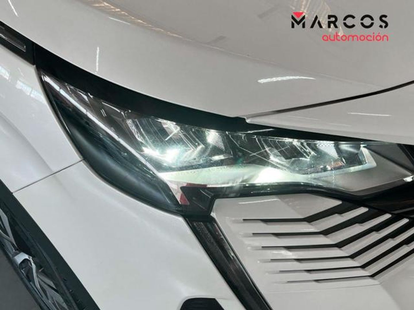 Peugeot 5008 BlueHDI 130 S&S Allure Pack EAT8 96 kW (130 CV)
