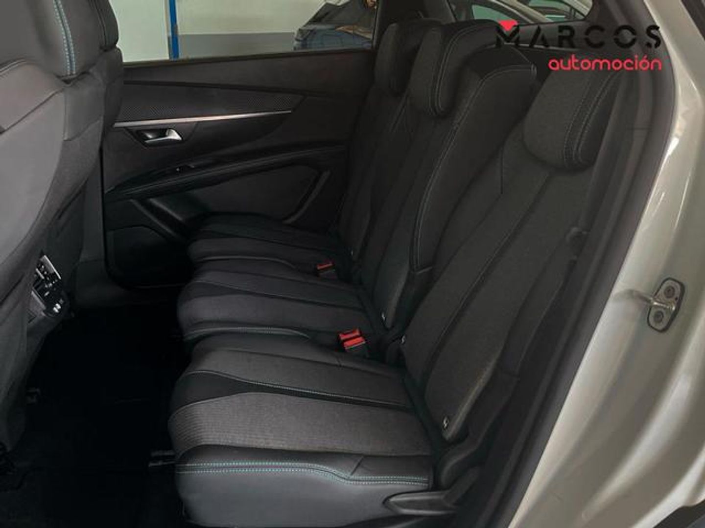 Peugeot 5008 BlueHDI 130 S&S Allure Pack EAT8 96 kW (130 CV)