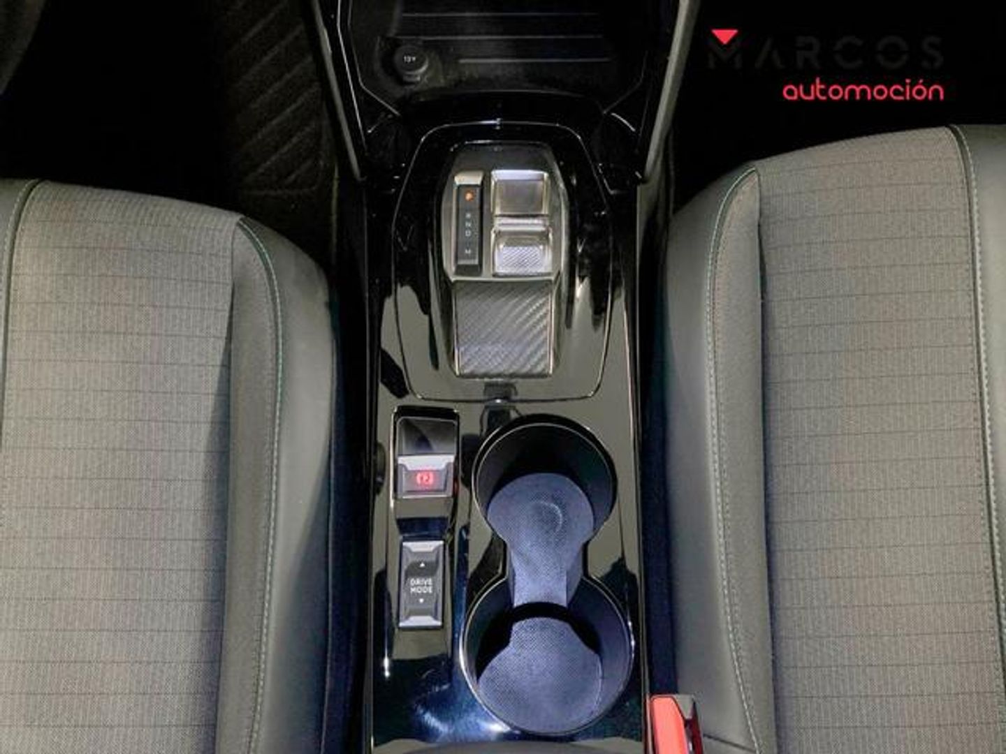 Peugeot 2008 PureTech 130 S&S Allure EAT8 96 kW (130 CV)
