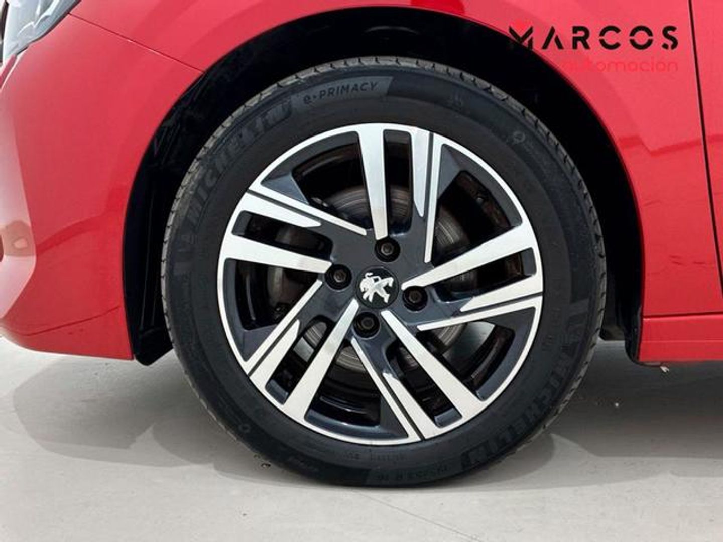 Peugeot 208 PureTech 100 Allure 75 kW (100 CV)