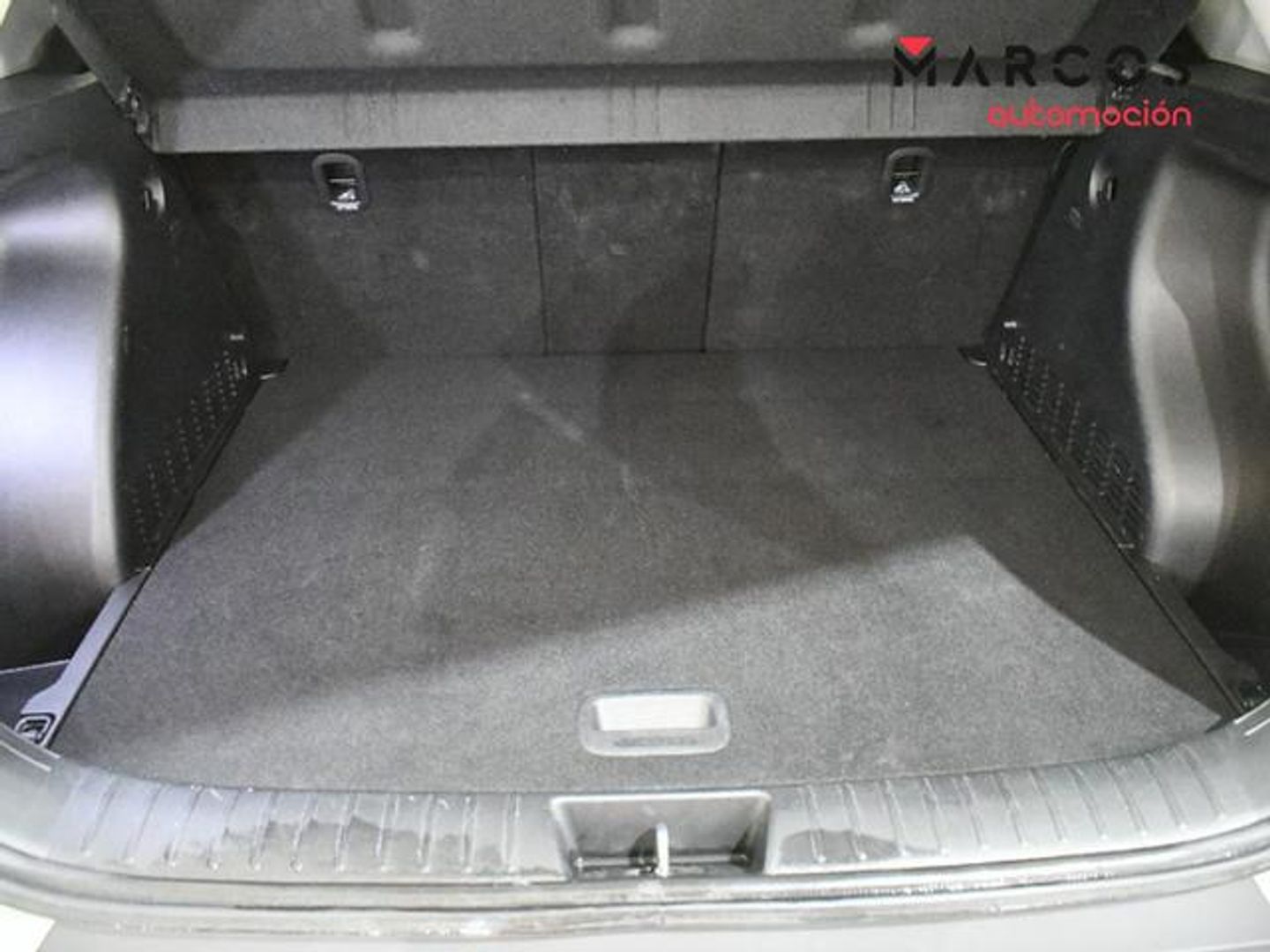 Hyundai Kona 1.6 GDI HEV Maxx DCT 104 kW (141 CV)