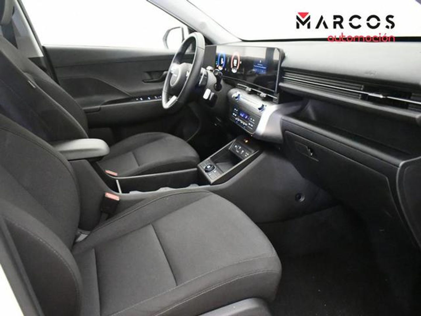Hyundai Kona 1.6 GDI HEV Maxx DCT 104 kW (141 CV)