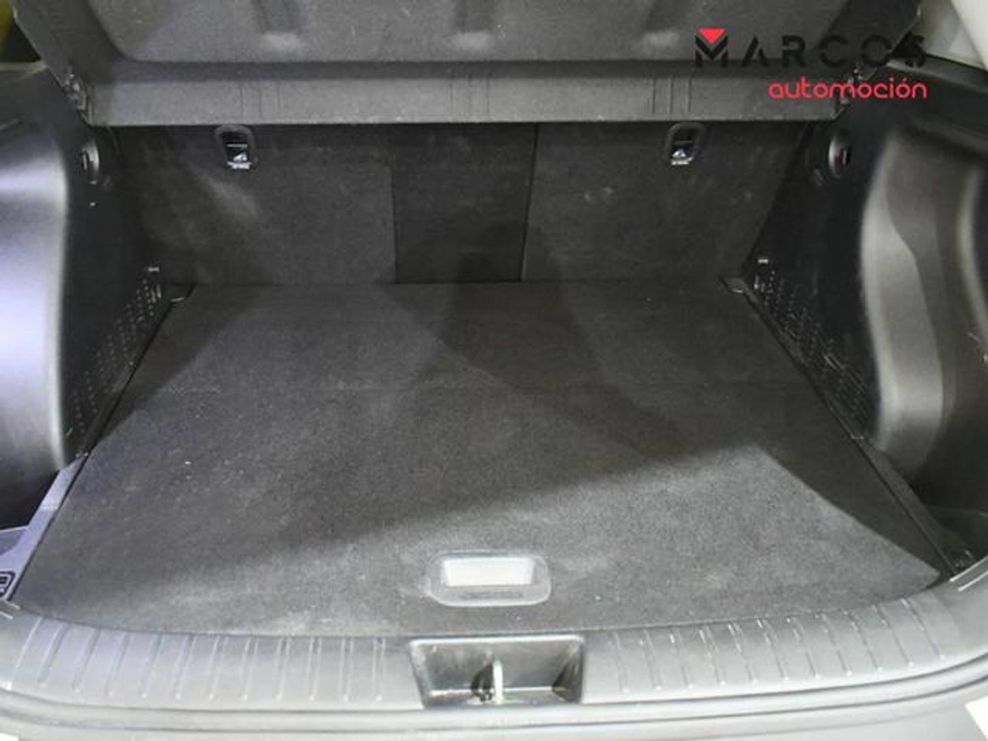 Hyundai Kona 1.6 GDI HEV Maxx DCT 104 kW (141 CV)