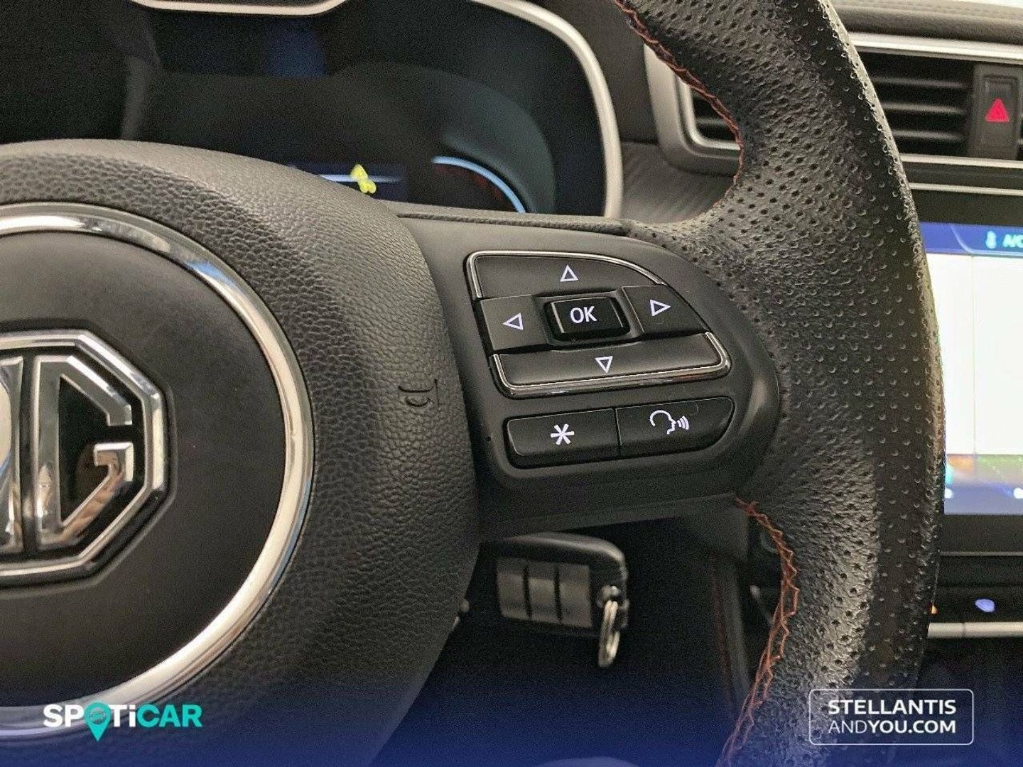MG ZS 1.5 Luxury 78 kW (106 CV)