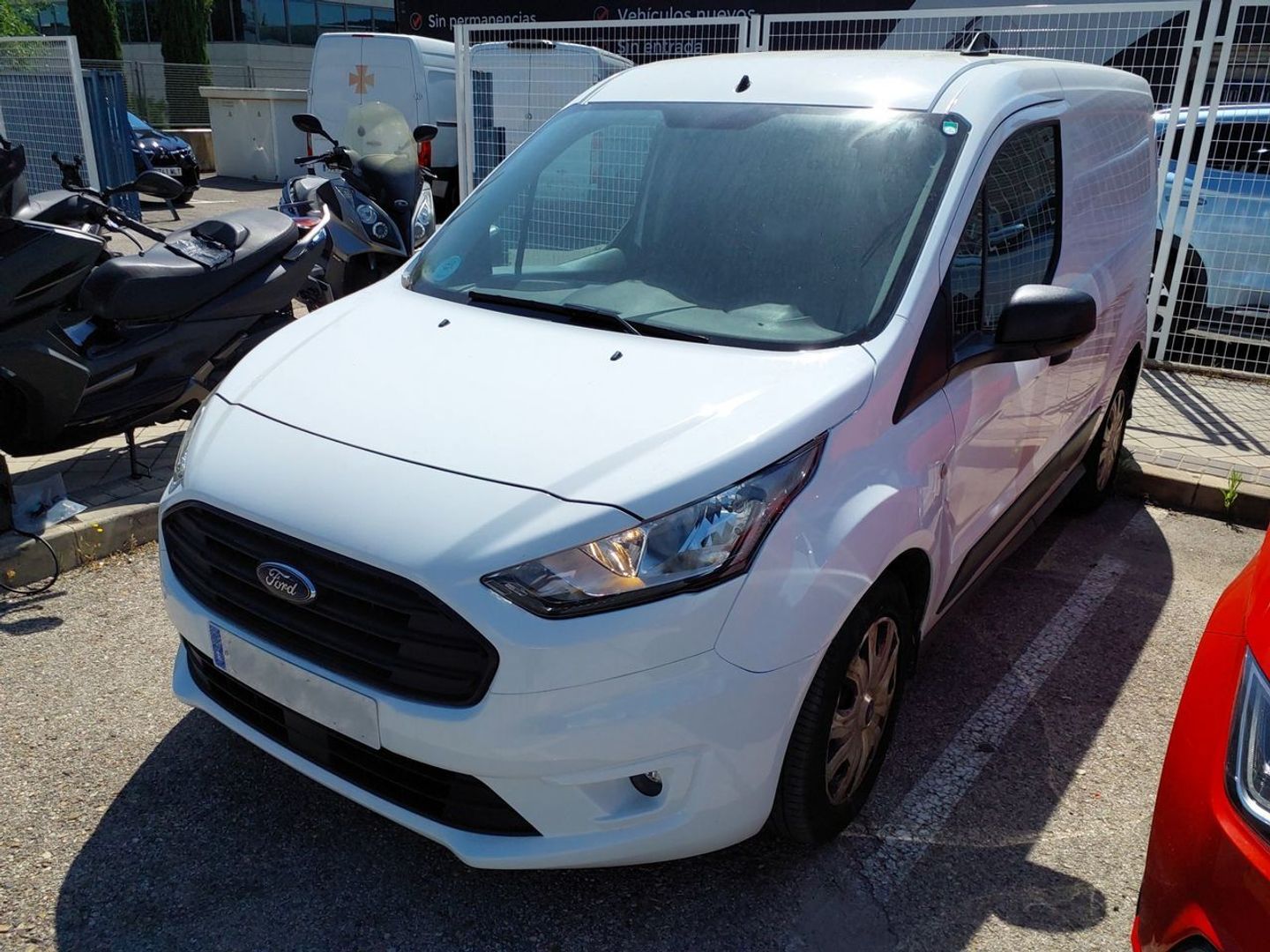 Ford Transit Connect Furgon 1.5 TDCi Trend 200 L1 74 kW (100 CV)