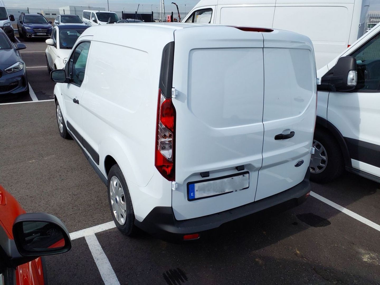 Ford Transit Connect Furgon 1.5 TDCi Trend 200 L1 74 kW (100 CV)