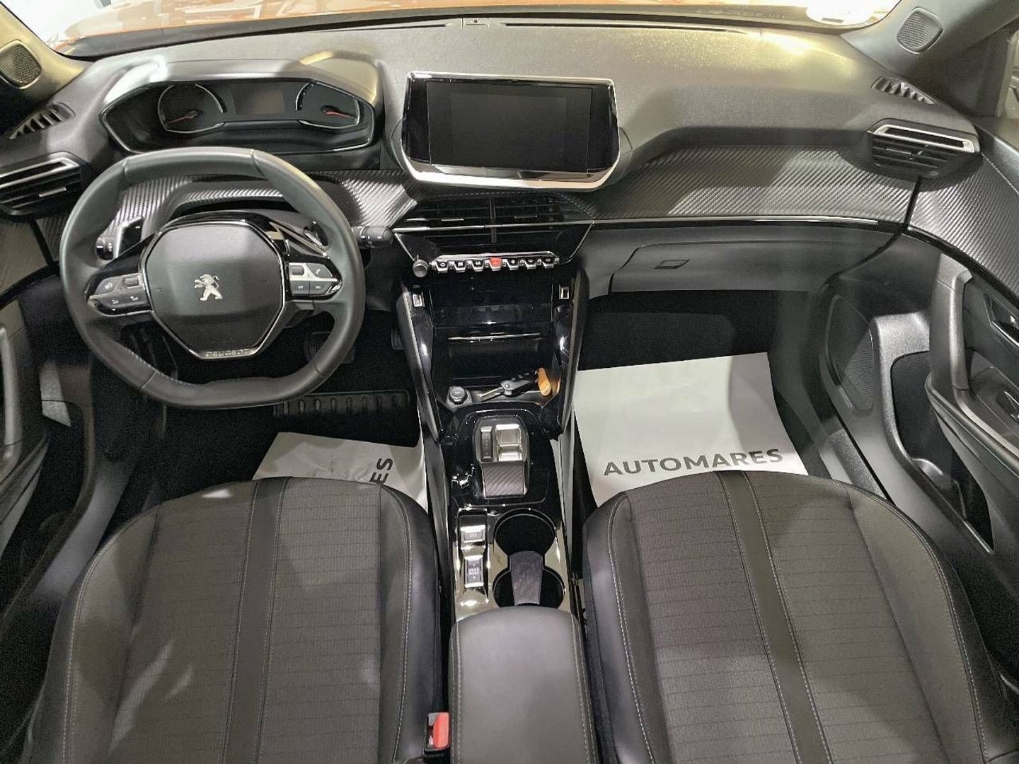Peugeot 2008 BlueHDi 130 S&S Allure Pack EAT8 96 kW (130 CV)