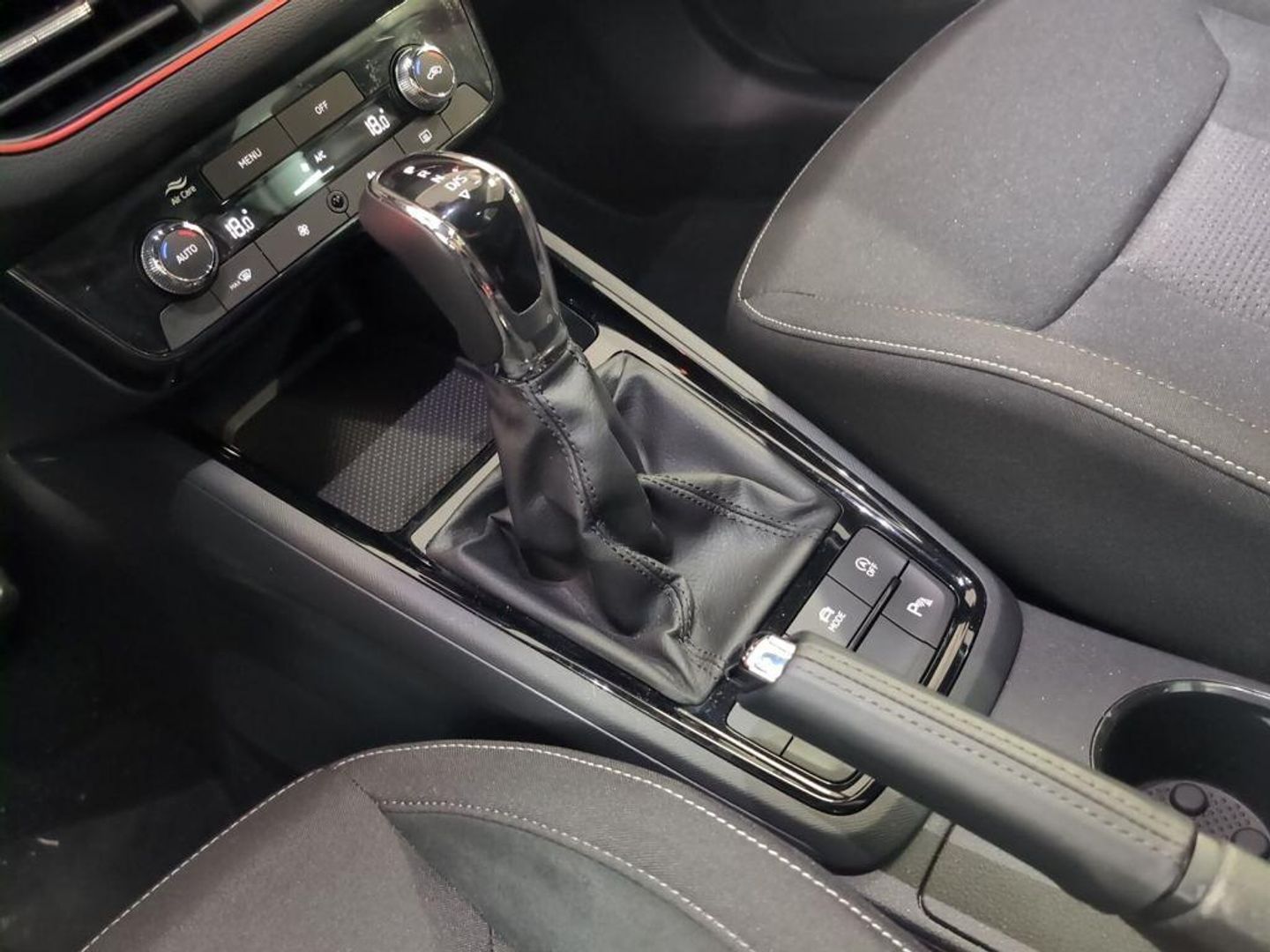 Skoda Scala Design 1.0 TSI DSG 85 kW (115 CV)