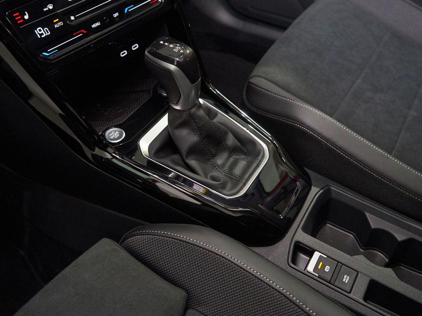 Volkswagen T-Roc Dark Line 1.5 TSI 110 kW (150 CV) DSG