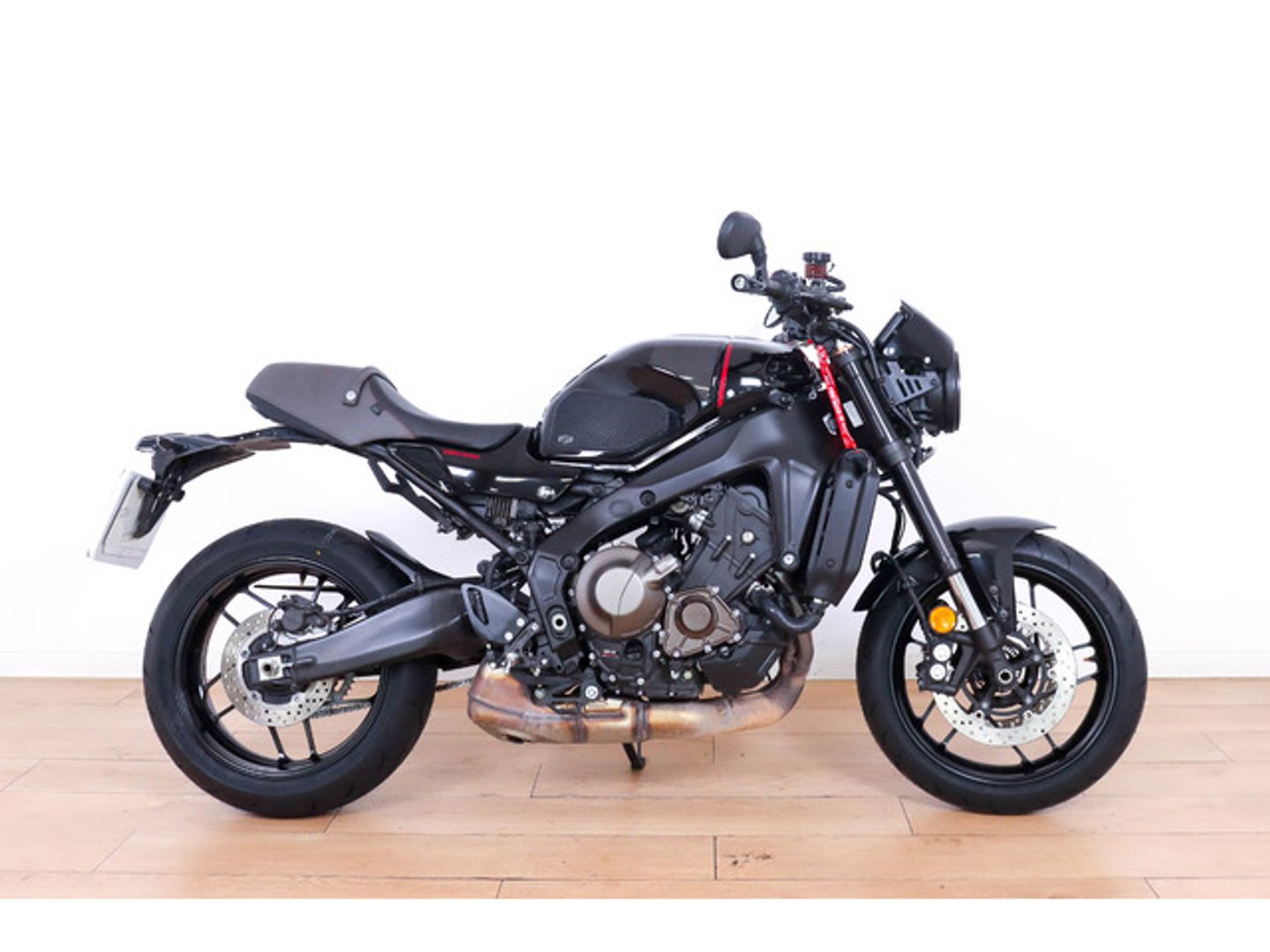 Yamaha XSR 900 Negro Motorcycle