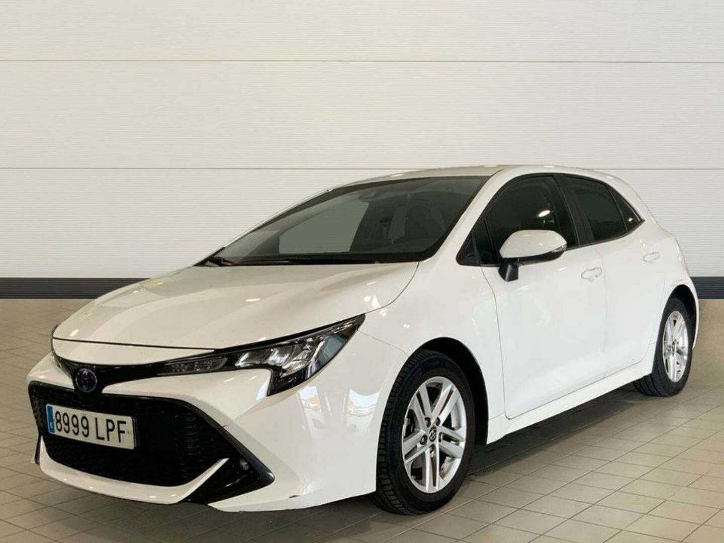 Toyota Corolla 1.8 125 Híbrido Active Tech E-CVT 90 kW (122 CV)