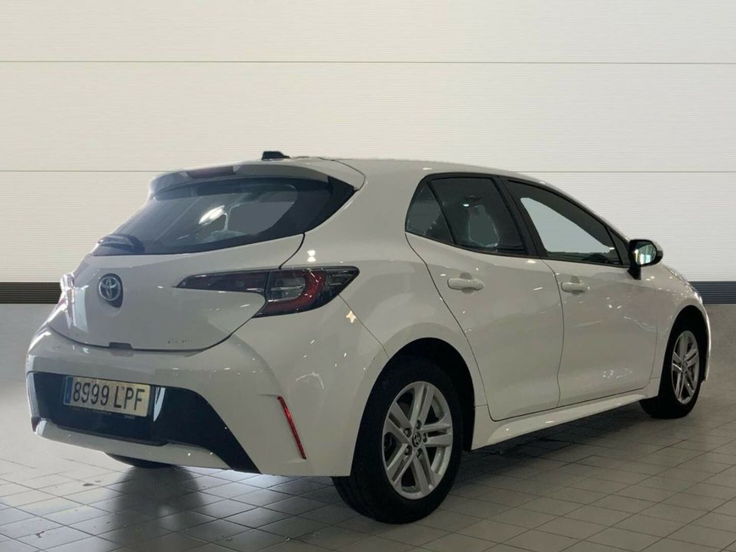 Toyota Corolla 1.8 125 Híbrido Active Tech E-CVT 90 kW (122 CV)